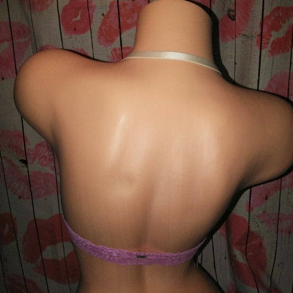 💋Victoria's Secret Pink lace triangle bralette💋 - Picture 2 of 2